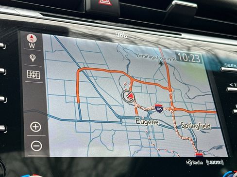 Used 2019 Toyota Camry XSE image 21