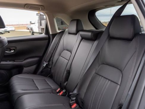 Used 2024 Honda HR-V EX-L image 16