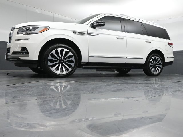 Certified 2023 Lincoln Navigator Reserve RWD image 43