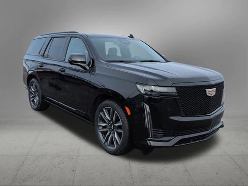 Used 2021 Cadillac Escalade Sport w/ Driver Assist Tech Package image 8