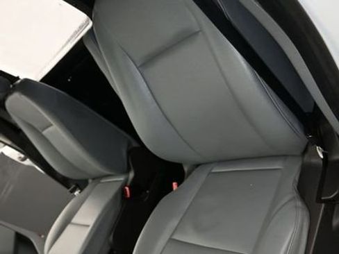 Used 2019 Ford Transit 250 130 Low Roof image 10