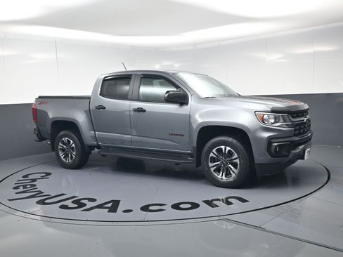 Certified 2022 Chevrolet Colorado Z71 w/ Safety Package image 2