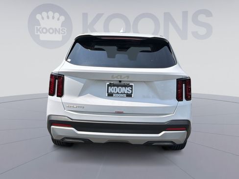 New 2026 Kia Sorento LX FWD image 5