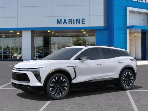 New 2025 Chevrolet Blazer EV RS image 2