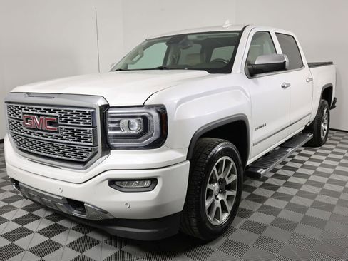 Used 2017 GMC Sierra 1500 Denali image 5