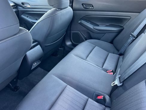 Used 2024 Nissan Altima 2.5 SV image 12