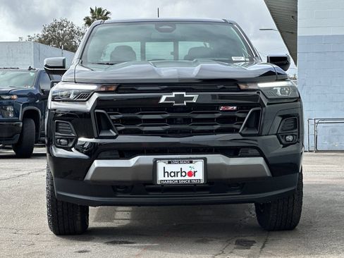New 2025 Chevrolet Colorado Z71 w/ Midnight Edition image 8