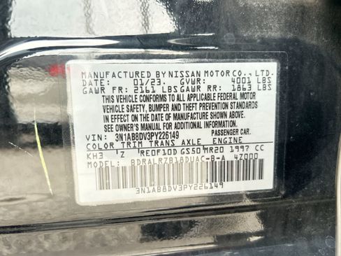 Used 2023 Nissan Sentra SR w/ Midnight Edition Package FWD image 2