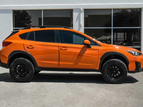 Used 2018 Subaru Crosstrek 2.0i Premium AWD/4WD image 8
