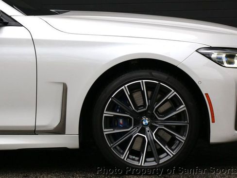 Used 2020 BMW M760i xDrive w/ Luxury Rear Seating Package image 17