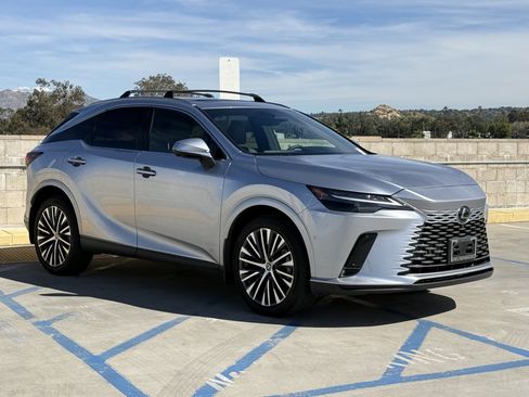 Certified 2025 Lexus RX 350 w/ Convenience Package image 2