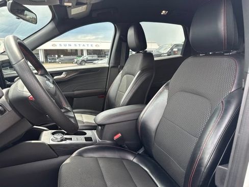 Used 2023 Ford Escape ST-Line w/ Tech Pack #1 FWD image 7