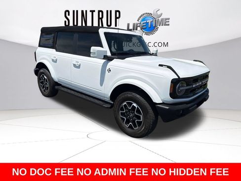 Used 2024 Ford Bronco Outer Banks AWD/4WD image 9