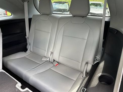 Used 2020 Acura MDX SH-AWD image 25