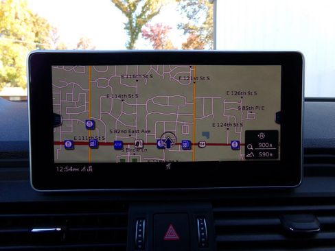 Used 2019 Audi Q5 2.0T Premium Plus w/ Premium Plus Package image 31