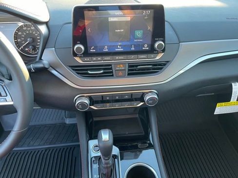 New 2025 Nissan Altima 2.5 SR image 20