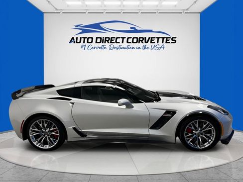 Used 2019 Chevrolet Corvette Z06 RWD image 7