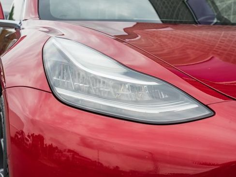 Used 2018 Tesla Model 3 Long Range AWD/4WD image 15