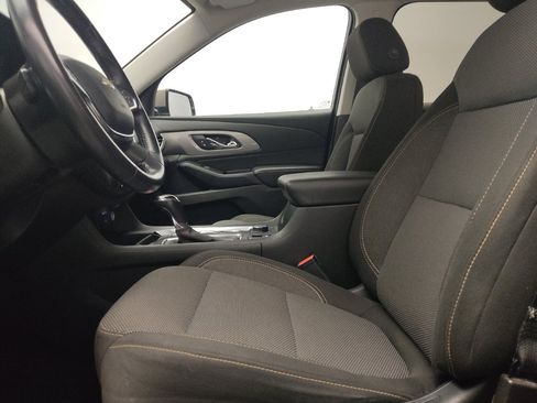Used 2019 Chevrolet Traverse LT image 17