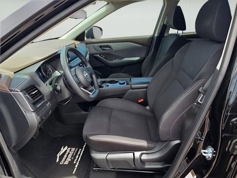 Used 2023 Nissan Rogue S AWD/4WD image 30
