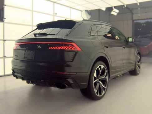 Used 2022 Audi RS Q8 AWD/4WD image 4