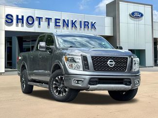 Used 2018 Nissan Titan PRO-4X w/ Pro-4x Convenience Package video 1