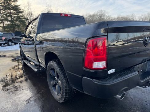 Used 2017 RAM 1500 Express w/ Black Ram 1500 Express Group image 10