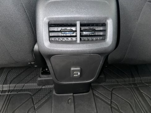 Certified 2022 Chevrolet Equinox LT image 20