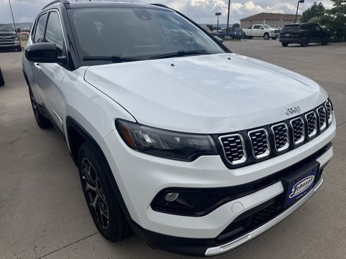 New 2026 Jeep Compass Limited AWD/4WD image 3