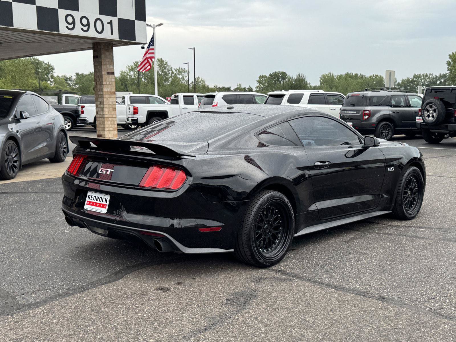 Used 2015 Ford Mustang GT Premium RWD image 7