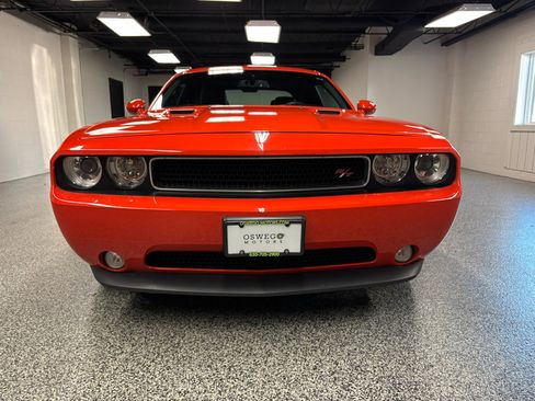 Used 2013 Dodge Challenger R/T image 8