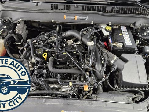 Used 2019 Ford Fusion SEL image 34