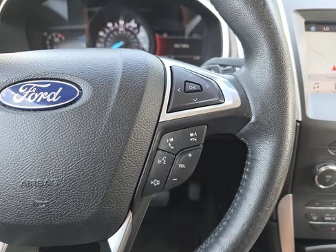 Used 2017 Ford Edge SEL w/ Equipment Group 201A FWD image 20