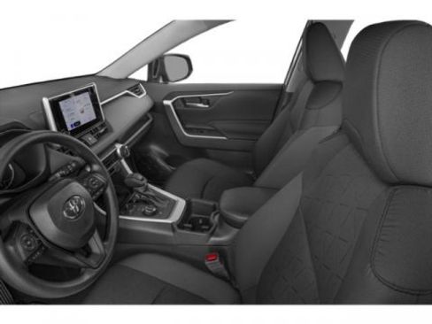 Used 2025 Toyota RAV4 XLE AWD/4WD image 9