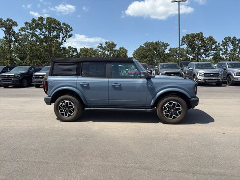 Used 2023 Ford Bronco Outer Banks AWD/4WD image 5