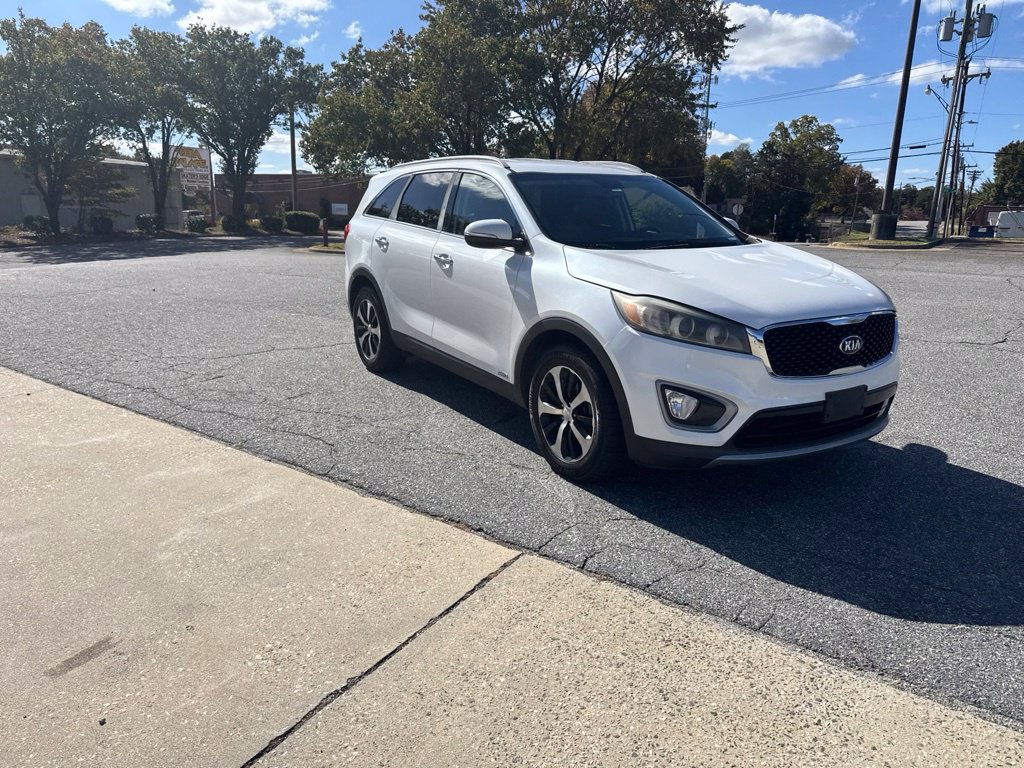 Used 2016 Kia Sorento EX w/ EX Premium Package AWD/4WD image 4