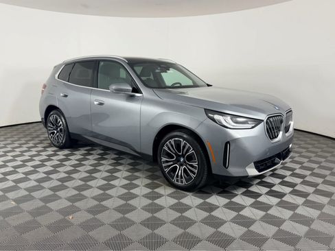 Used 2025 BMW X3 xDrive30i w/ Premium Package AWD/4WD image 1