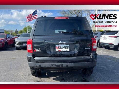 Used 2011 Jeep Patriot Latitude AWD/4WD image 8