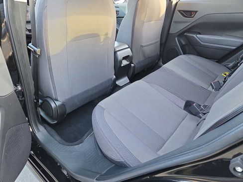 Used 2024 Subaru Crosstrek 2.0i image 18