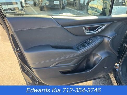 Used 2024 Subaru Forester Premium image 19