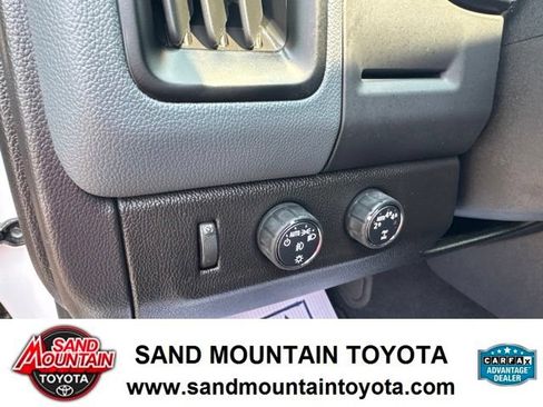 Used 2020 Chevrolet Colorado Z71 AWD/4WD image 15