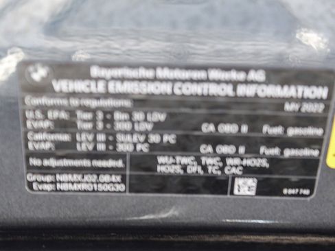 Used 2022 BMW 330i Sedan w/ Driving Assistance Package image 28