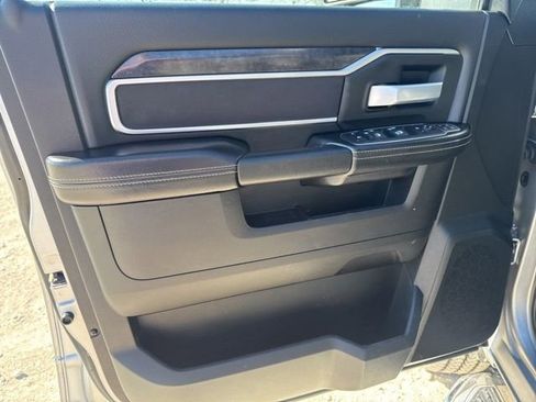 Used 2024 RAM 2500 Big Horn image 25