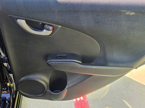 Used 2011 Honda Fit Sport image 24