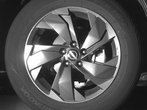 Used 2025 Nissan Rogue SV image 13