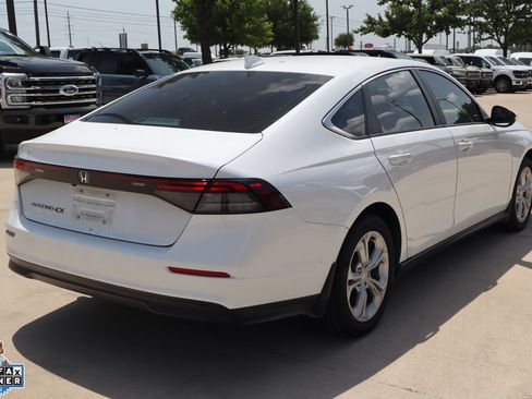 Used 2024 Honda Accord LX image 3