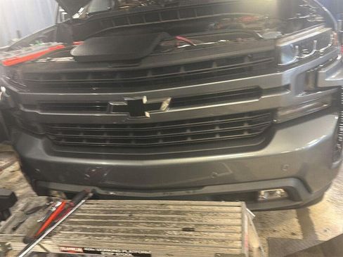 Used 2019 Chevrolet Silverado 1500 RST w/ All-Star Edition AWD/4WD image 3