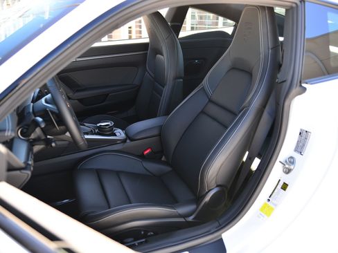 Certified 2026 Porsche 911 Carrera image 12