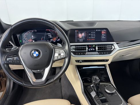 Used 2019 BMW 330i xDrive Sedan w/ Convenience Package AWD/4WD image 8