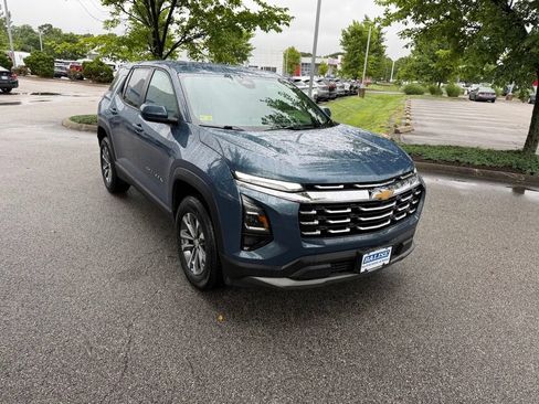Used 2026 Chevrolet Equinox LT AWD/4WD image 7